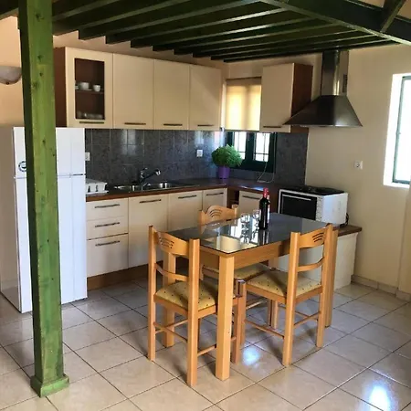Katopodis Aparthotel Nydri (Lefkada)