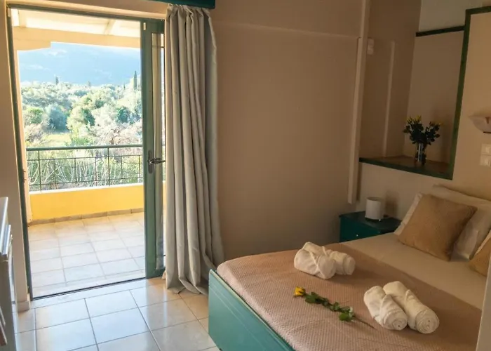 Katopodis Apartmanhotel Nidrí